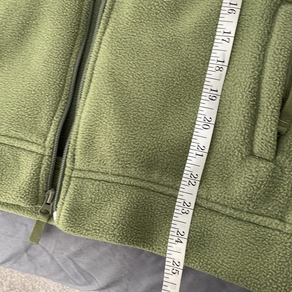 Merona Women’s size M fleece olive green activewear jacket - Picture 11 of 11